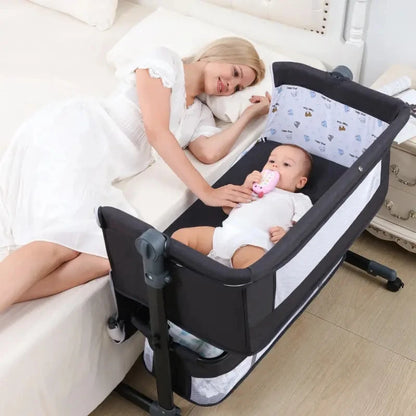 Swing Baby Bassinet Swing Bedside Crib As Well As Manually Swinging Crib Bed 3-in-1 Portable Crib for Newborns and Baby