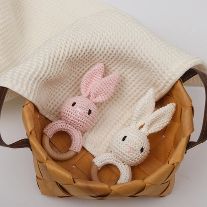 Handmade Crochet Animal Rattle Set Natural Beech Wood Ring Built in Bell Sound Teething Relief Fine Motor Skills Baby Toys Gift