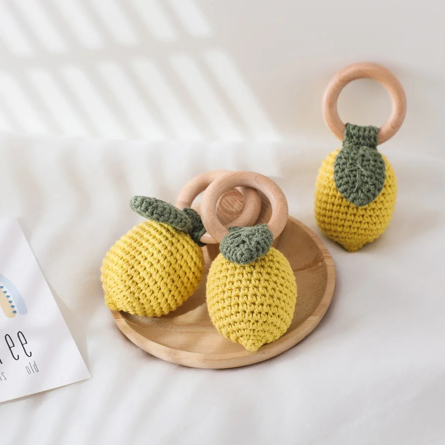1Pc Customized Baby Teether Wooden Bracelet Crochet Rattle Toys BPA Free Crochet Lemon Bunny Rodent Rattle Newborn Toys Gift
